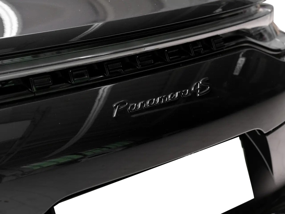 Porsche Panamera 4S - foto 23