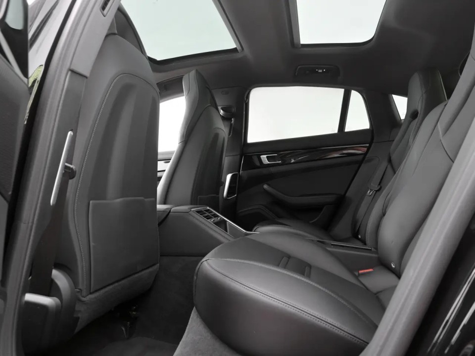 Porsche Panamera 4S - foto 19