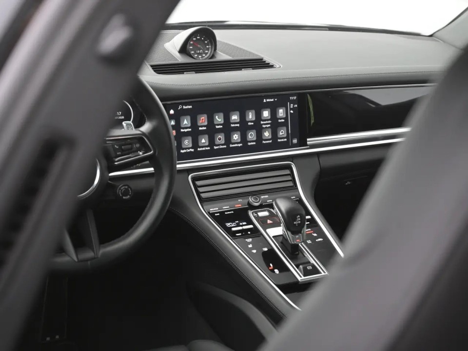 Porsche Panamera 4S - foto 13
