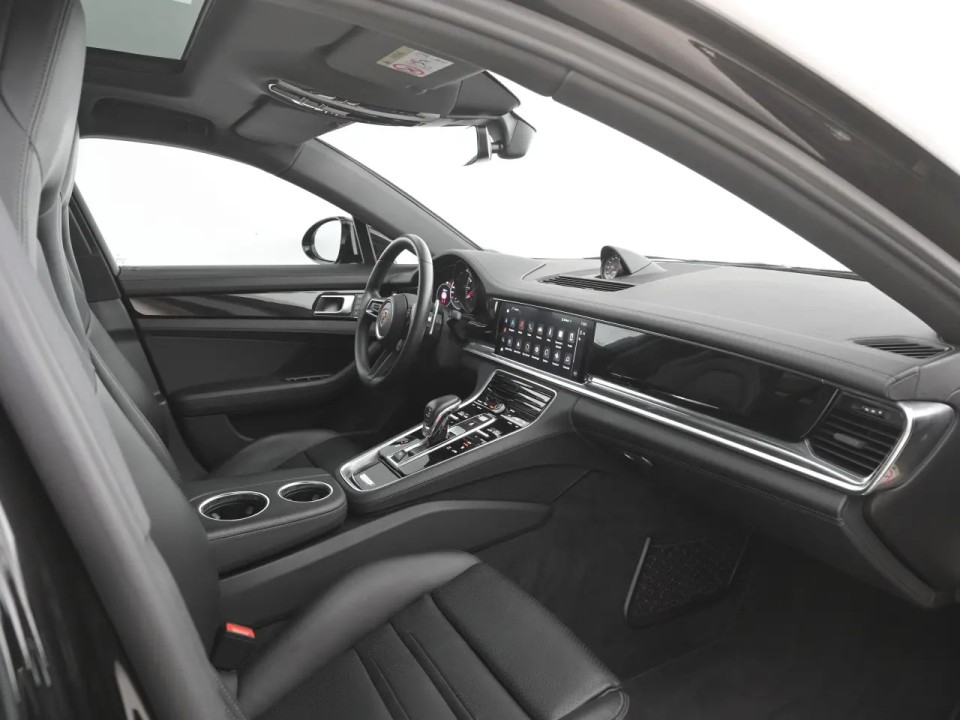 Porsche Panamera 4S - foto 11