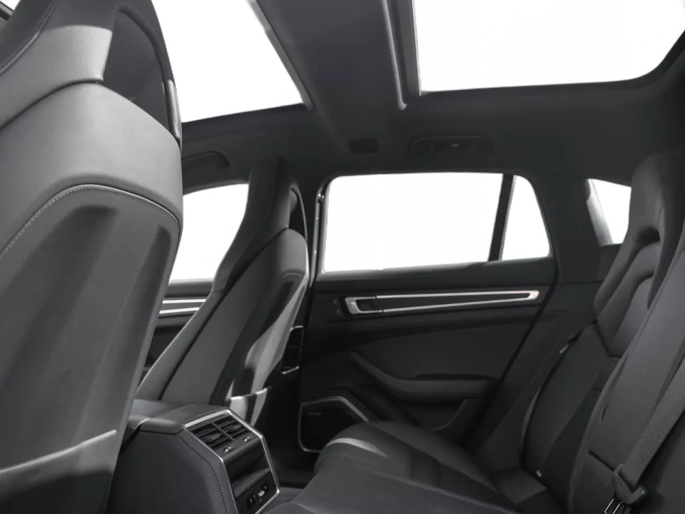Porsche Panamera 4 E-Hybrid Sport Turismo Platinum Edition - foto 16