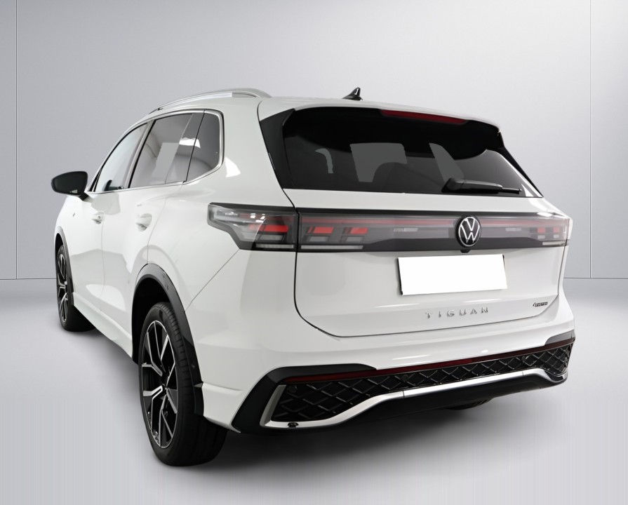 Volkswagen Tiguan R-Line 2.0 TDI DSG 4MOTION (5)
