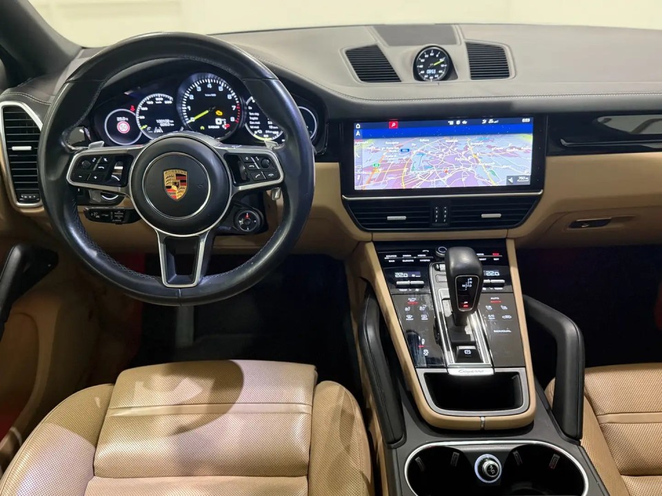 Porsche Cayenne Coupe E-Hybrid (5)