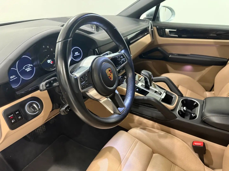 Porsche Cayenne Coupe E-Hybrid - foto 9