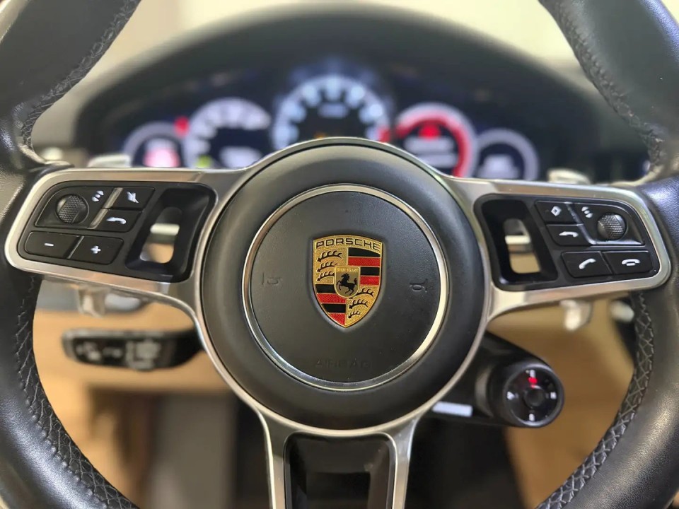 Porsche Cayenne Coupe E-Hybrid - foto 10