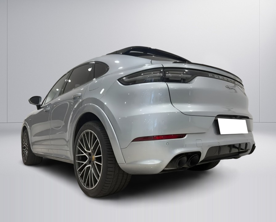 Porsche Cayenne Coupe E-Hybrid (3)