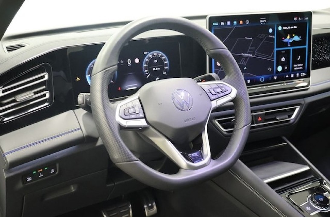 Volkswagen Tiguan R-Line 2.0 TDI DSG 4MOTION - foto 7