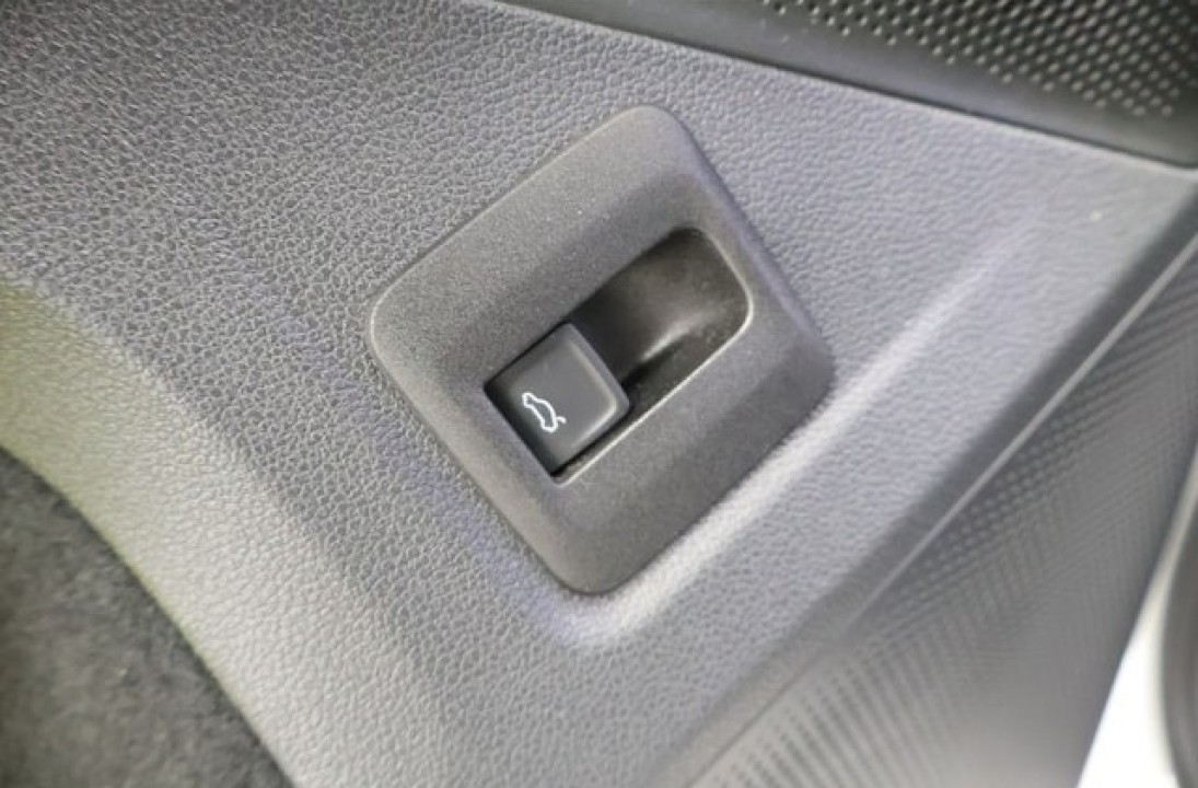 Volkswagen Tiguan R-Line 2.0 TDI DSG 4MOTION - foto 20