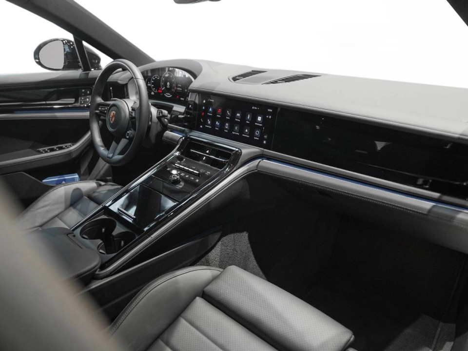 Porsche Panamera 4 - foto 9