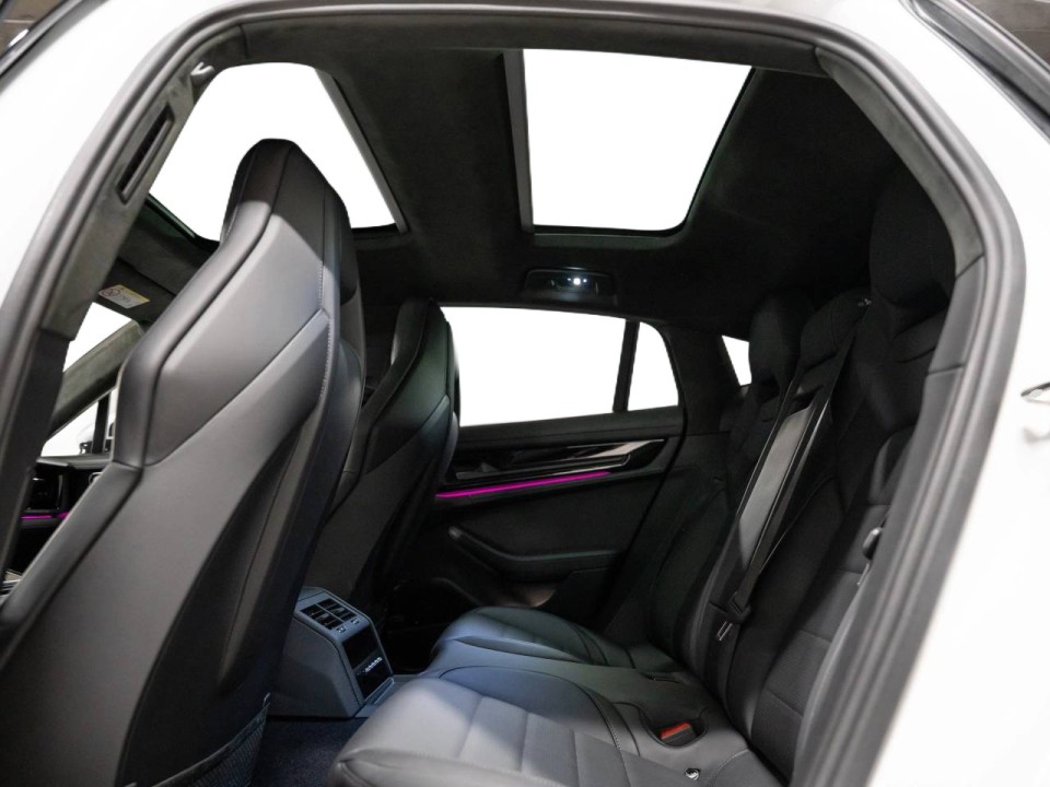 Porsche Panamera 4 - foto 12
