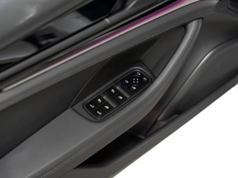 Porsche Panamera 4 - foto 25