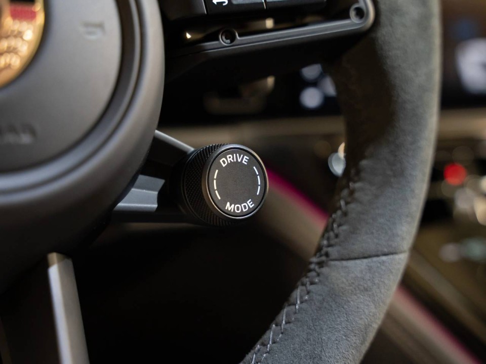 Porsche Panamera 4 - foto 18