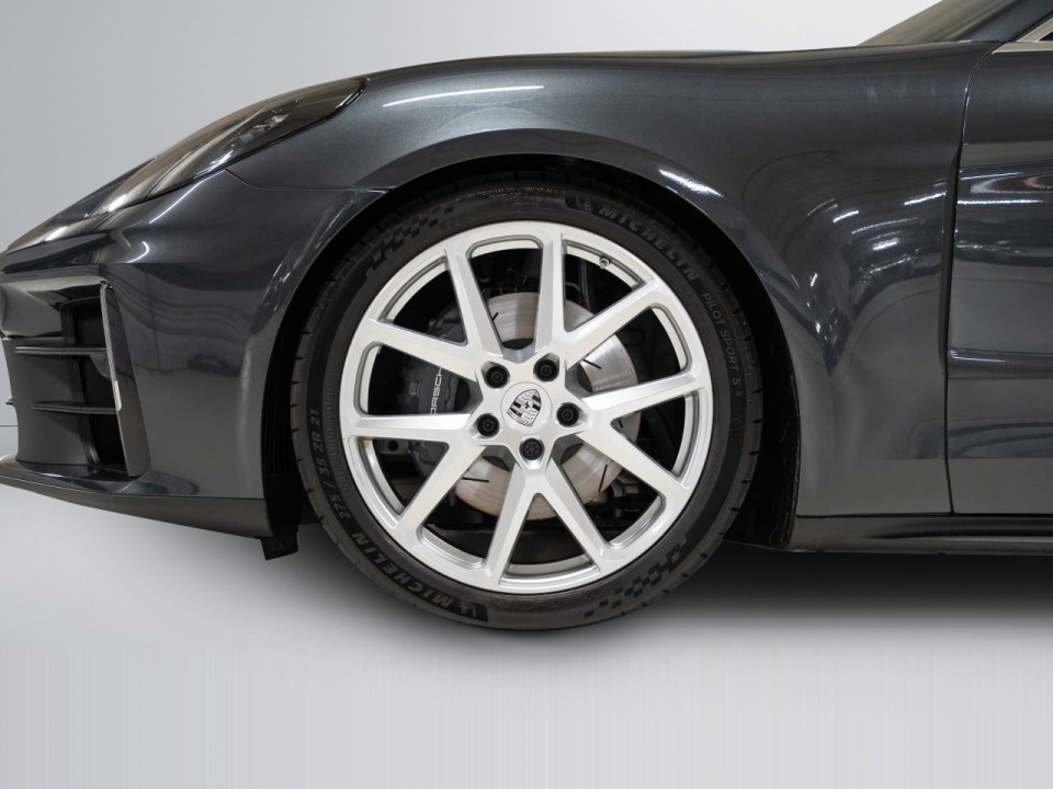 Porsche Panamera 4 - foto 34
