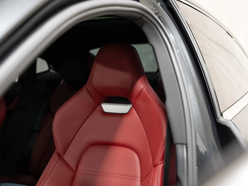 Porsche Panamera 4 - foto 12