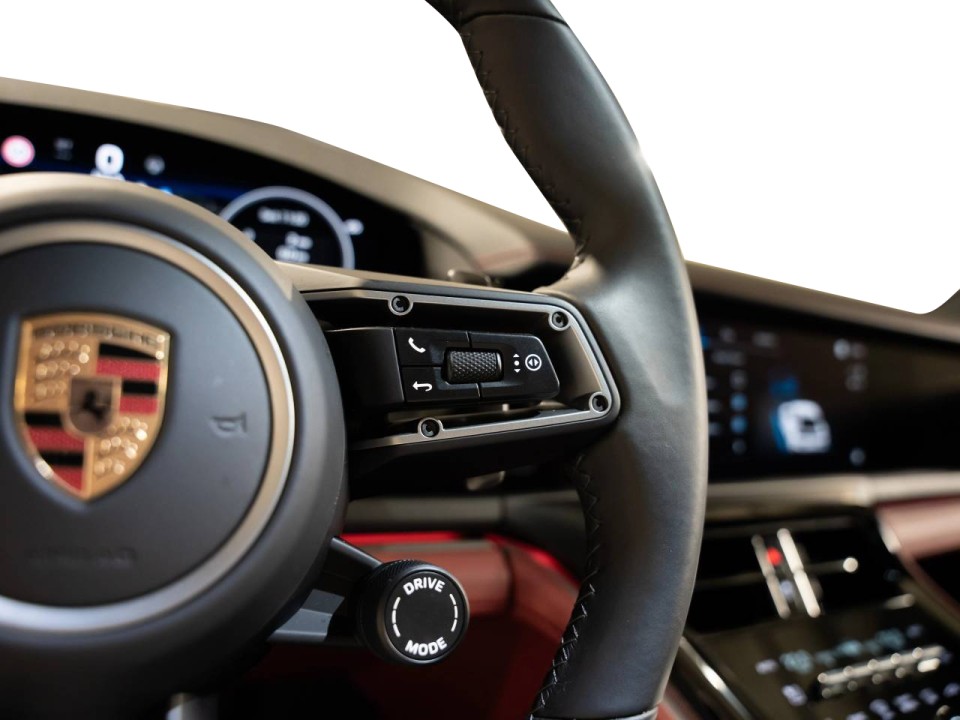 Porsche Panamera 4 - foto 18