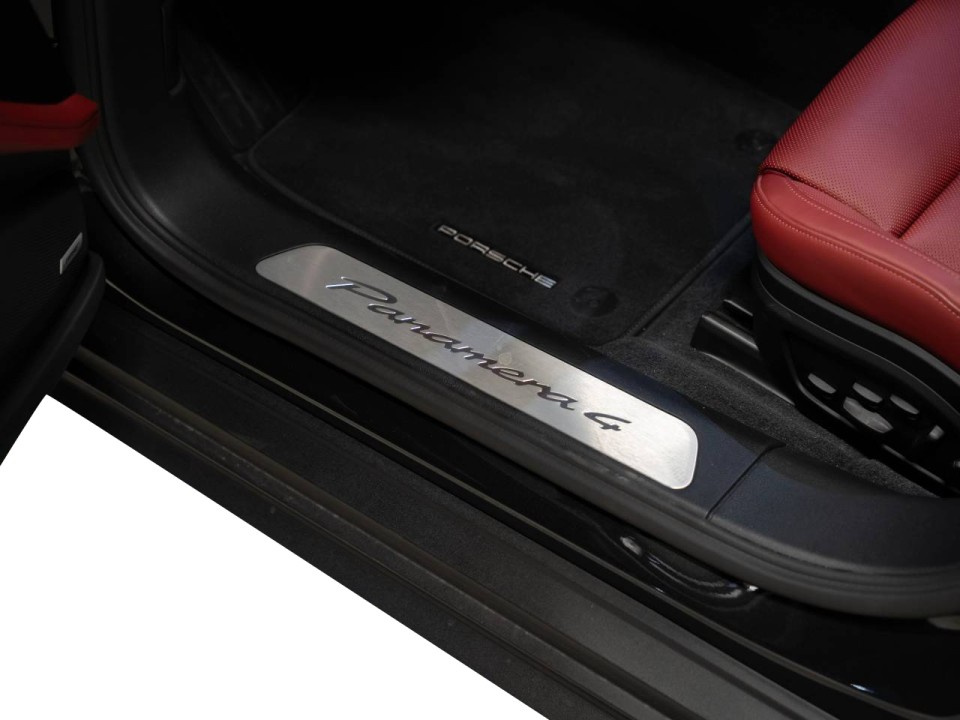 Porsche Panamera 4 - foto 27