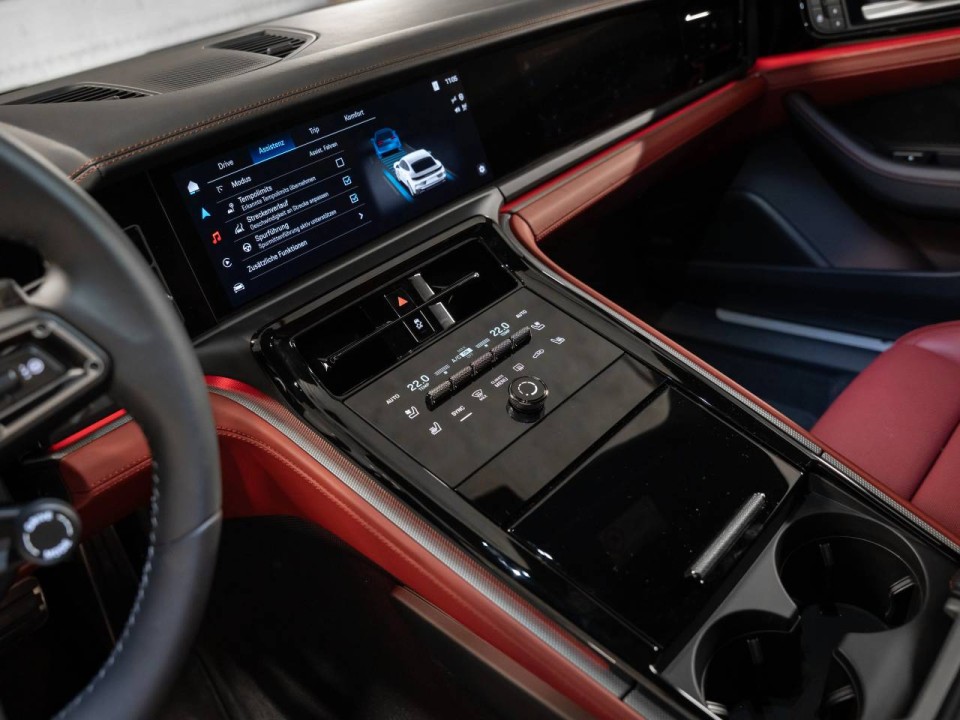 Porsche Panamera 4 - foto 19