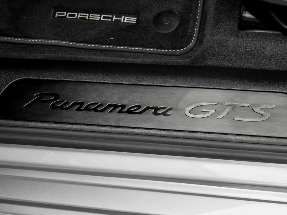 Porsche Panamera GTS - foto 19