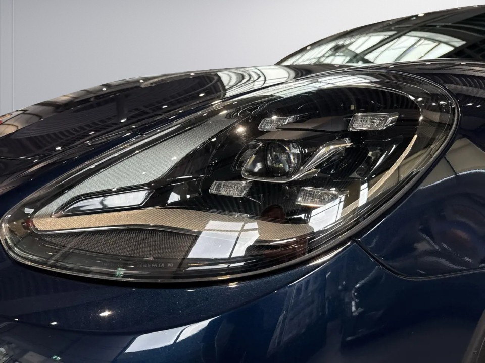 Porsche Panamera 4S E-Hybrid - foto 31