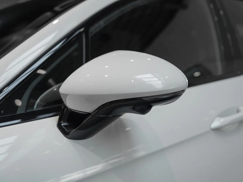 Porsche Panamera 4 - foto 26