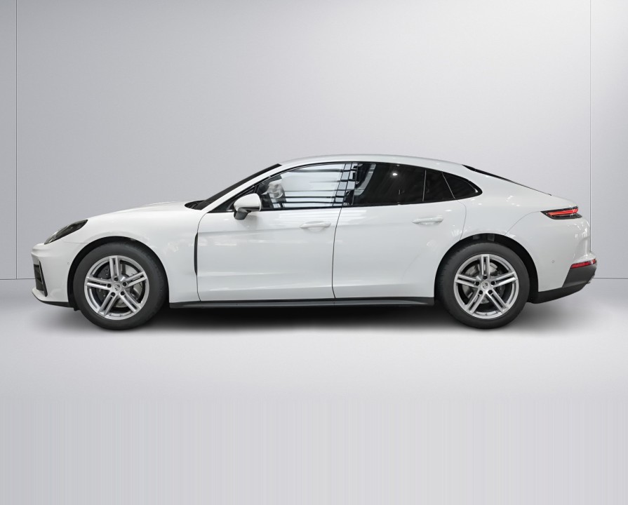 Porsche Panamera 4 (2)