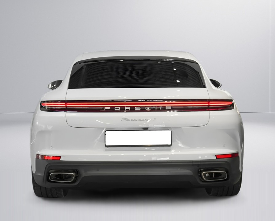 Porsche Panamera 4 (4)