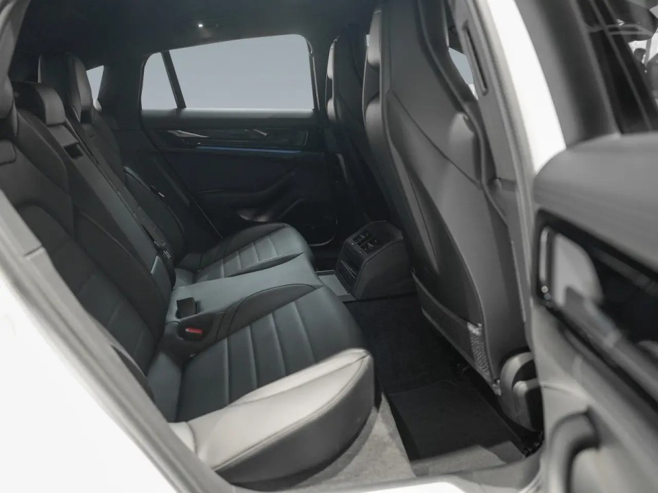 Porsche Panamera 4 - foto 19