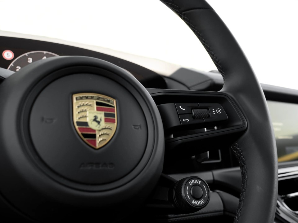 Porsche Panamera - foto 14