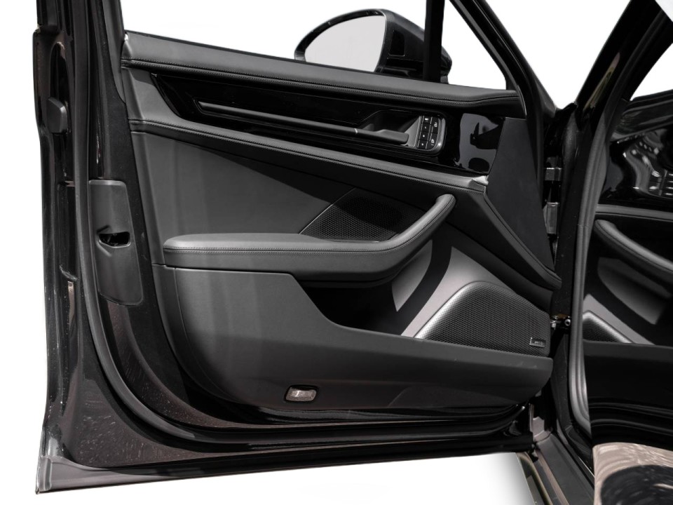 Porsche Panamera - foto 22