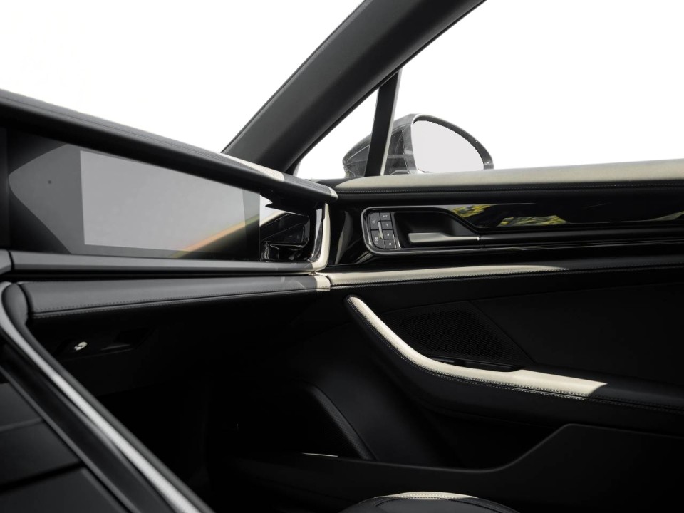 Porsche Panamera - foto 16