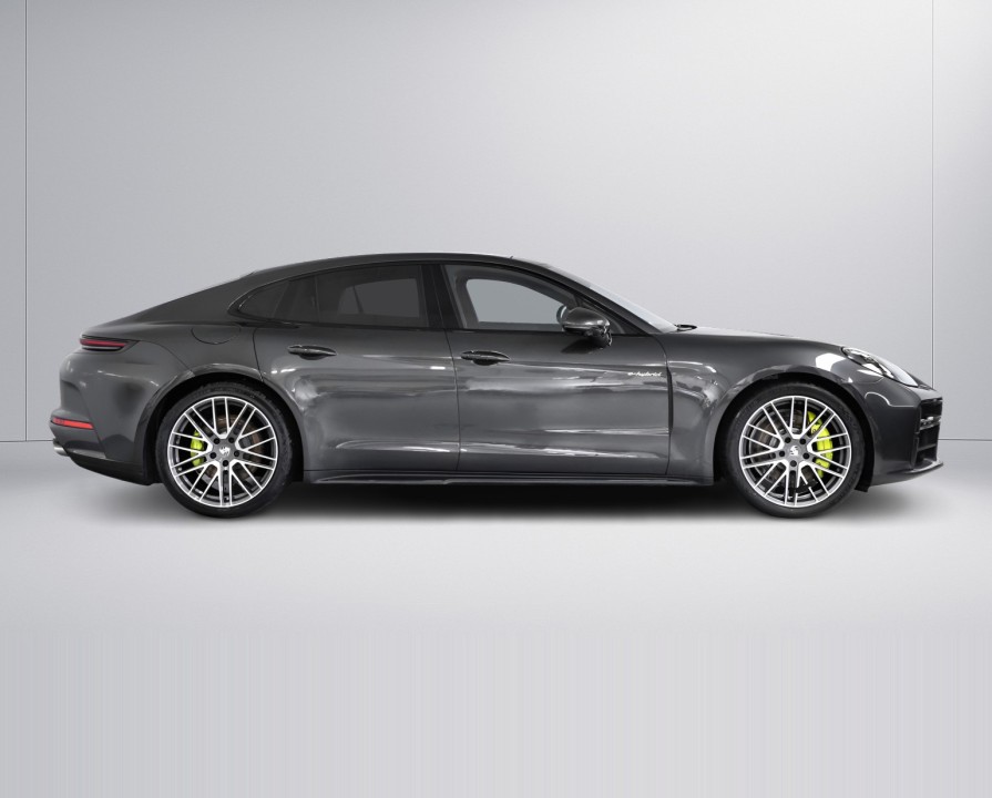 Porsche Panamera 4 E-Hybrid (2)