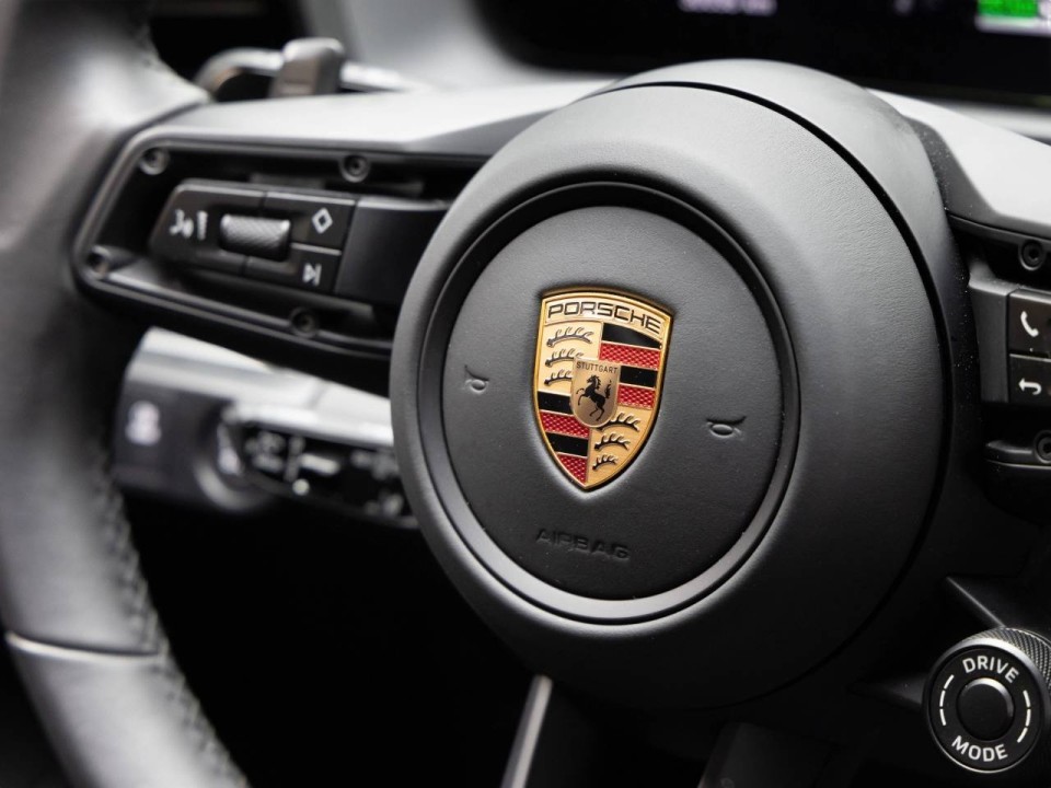 Porsche Panamera 4 E-Hybrid - foto 16