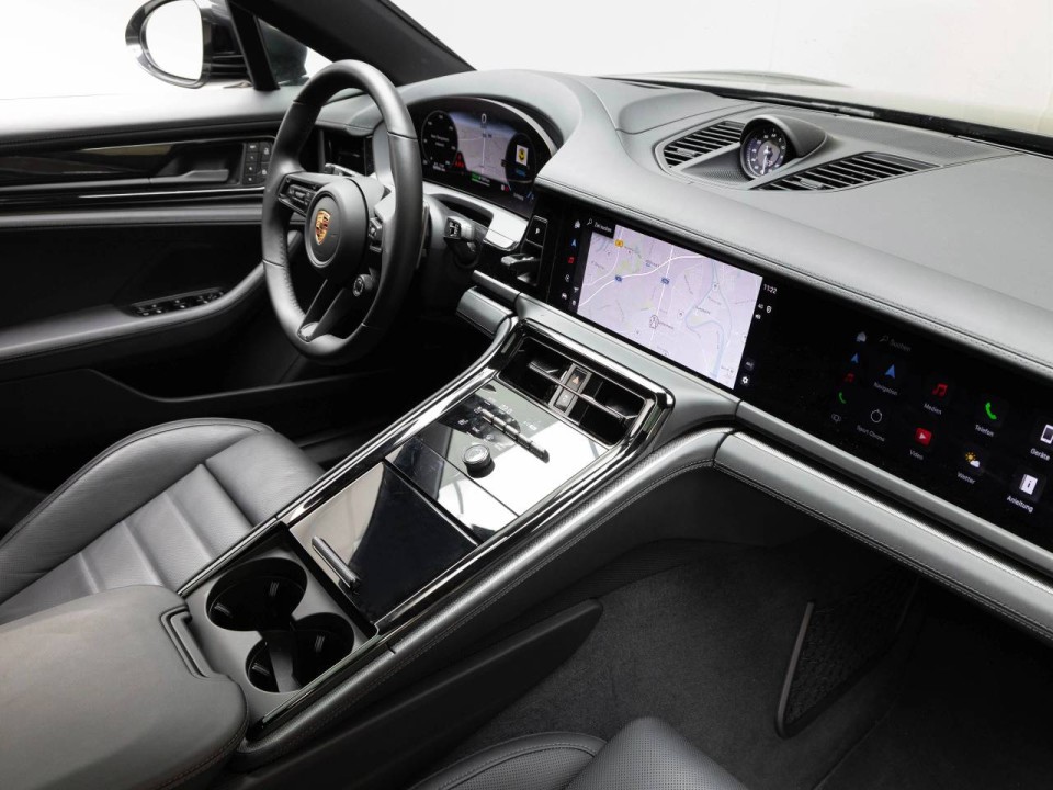 Porsche Panamera 4 E-Hybrid - foto 13