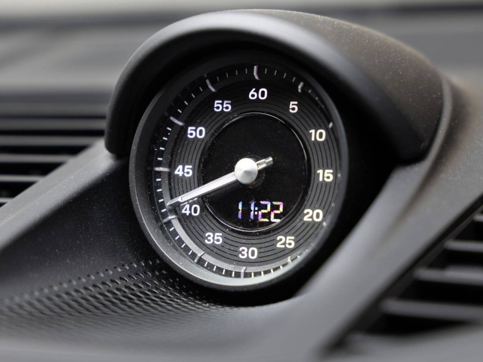 Porsche Panamera 4 E-Hybrid - foto 18