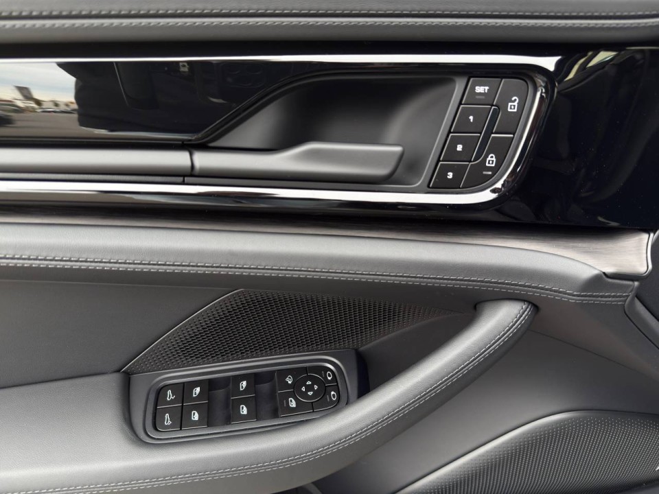 Porsche Panamera - foto 21