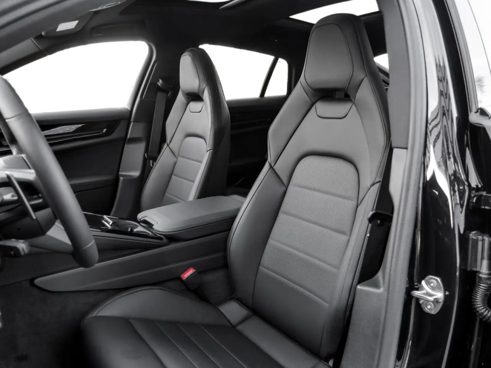 Porsche Panamera - foto 11