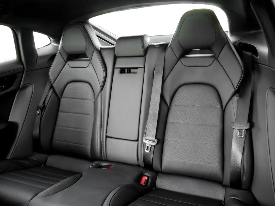 Porsche Panamera - foto 14