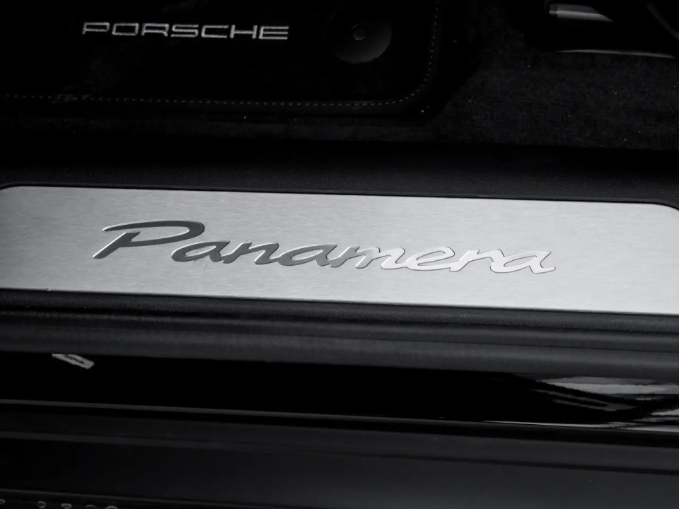 Porsche Panamera - foto 20