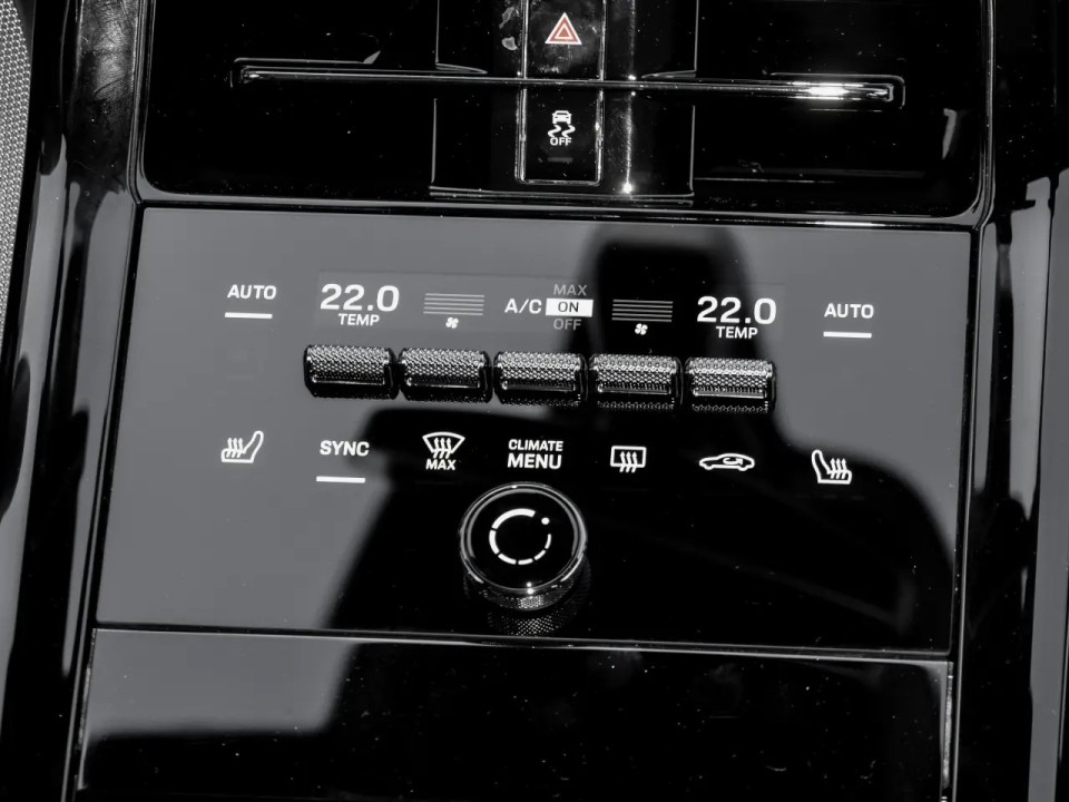 Porsche Panamera - foto 12