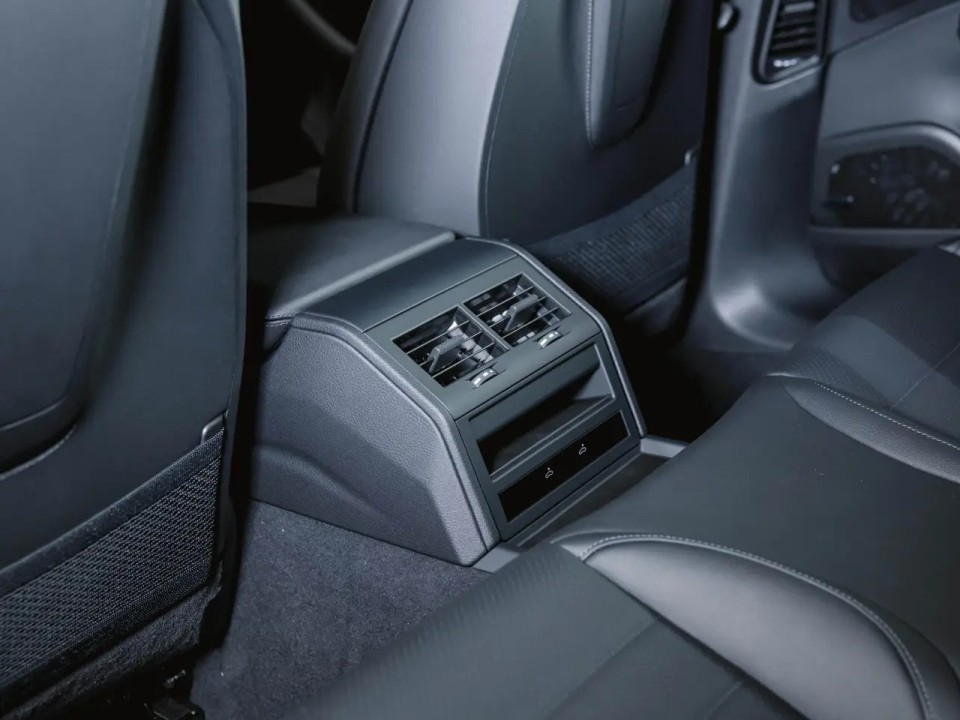 Porsche Panamera 4 - foto 27