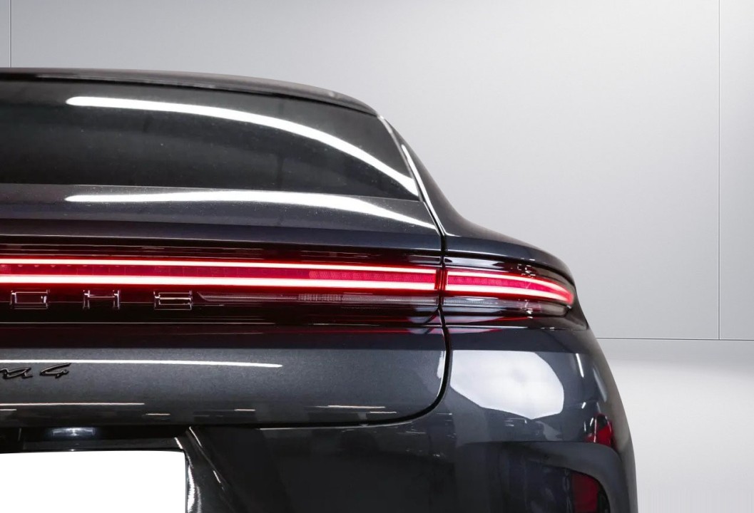 Porsche Panamera 4 - foto 38