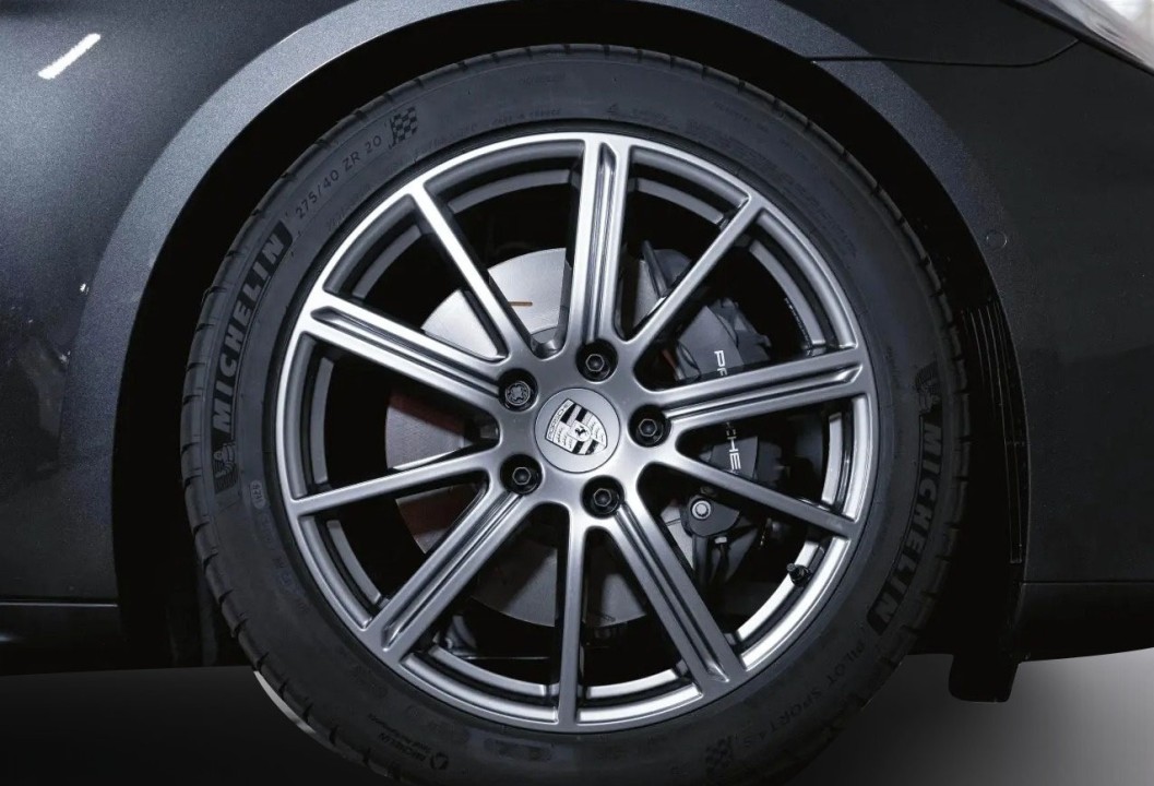 Porsche Panamera 4 - foto 41