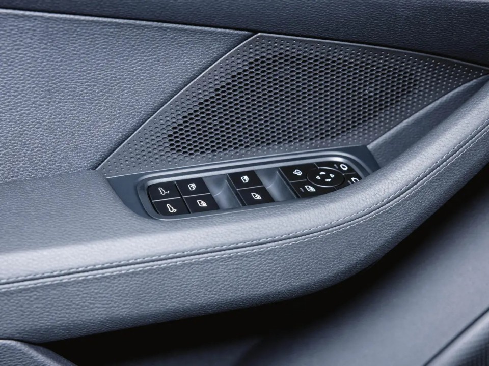 Porsche Panamera 4 - foto 30