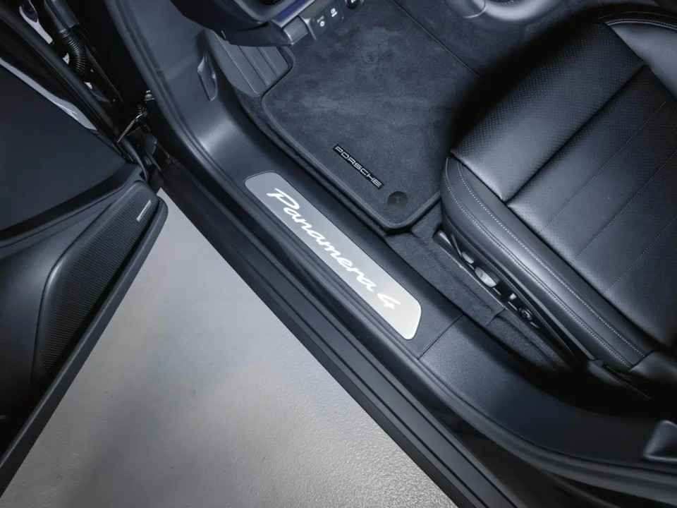 Porsche Panamera 4 - foto 32