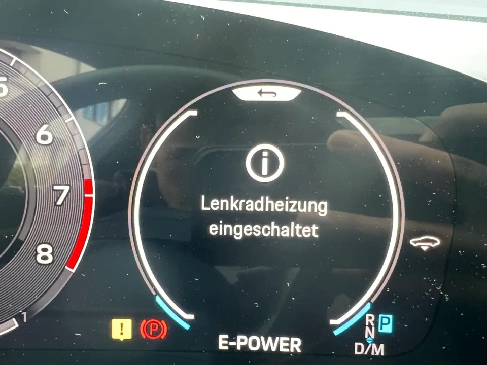 Porsche Panamera 4 E-Hybrid - foto 15