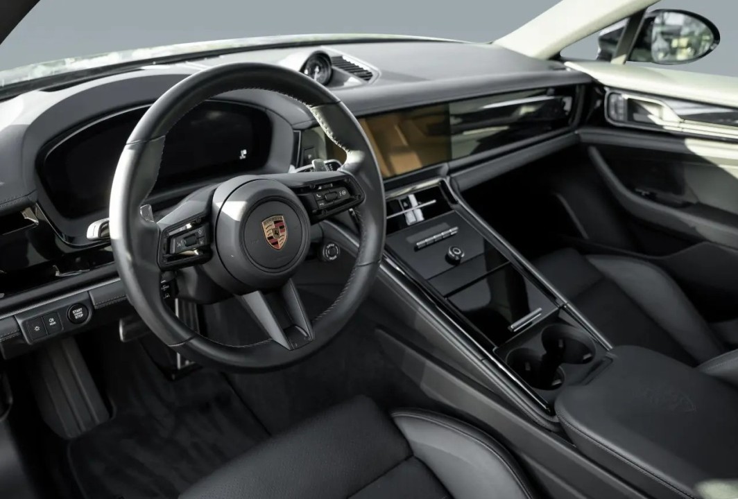 Porsche Panamera 4 E-Hybrid - foto 7