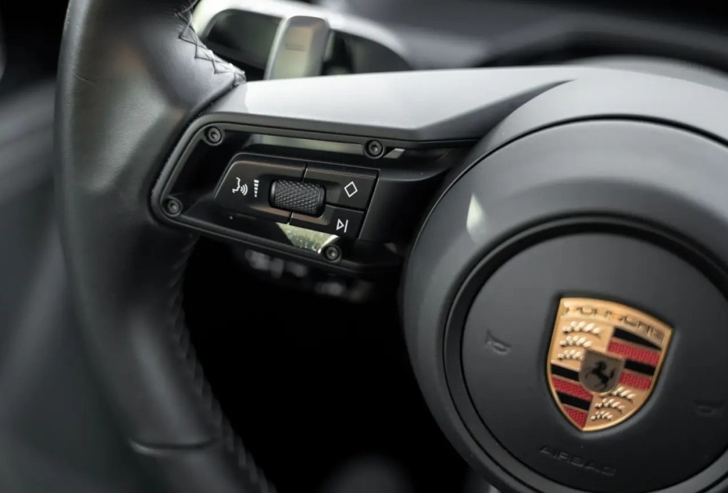 Porsche Panamera 4 E-Hybrid - foto 10