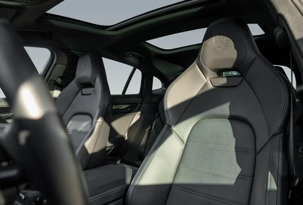 Porsche Panamera 4 E-Hybrid - foto 22