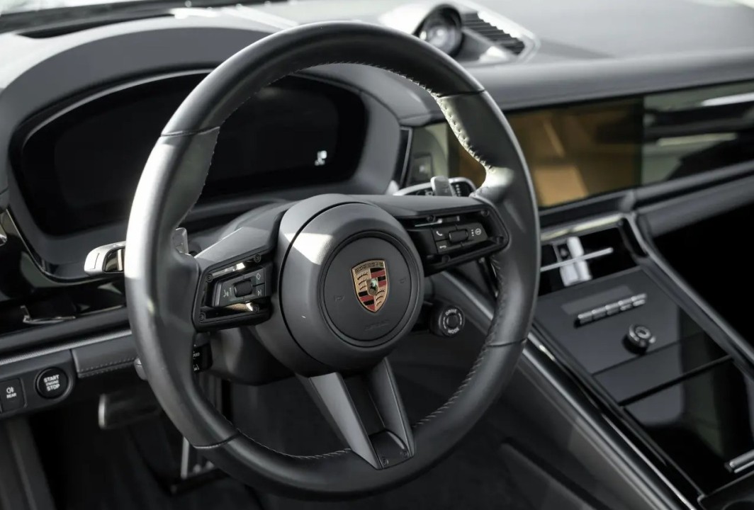 Porsche Panamera 4 E-Hybrid - foto 6