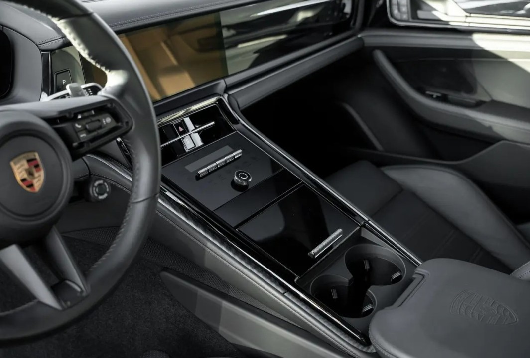 Porsche Panamera 4 E-Hybrid - foto 14
